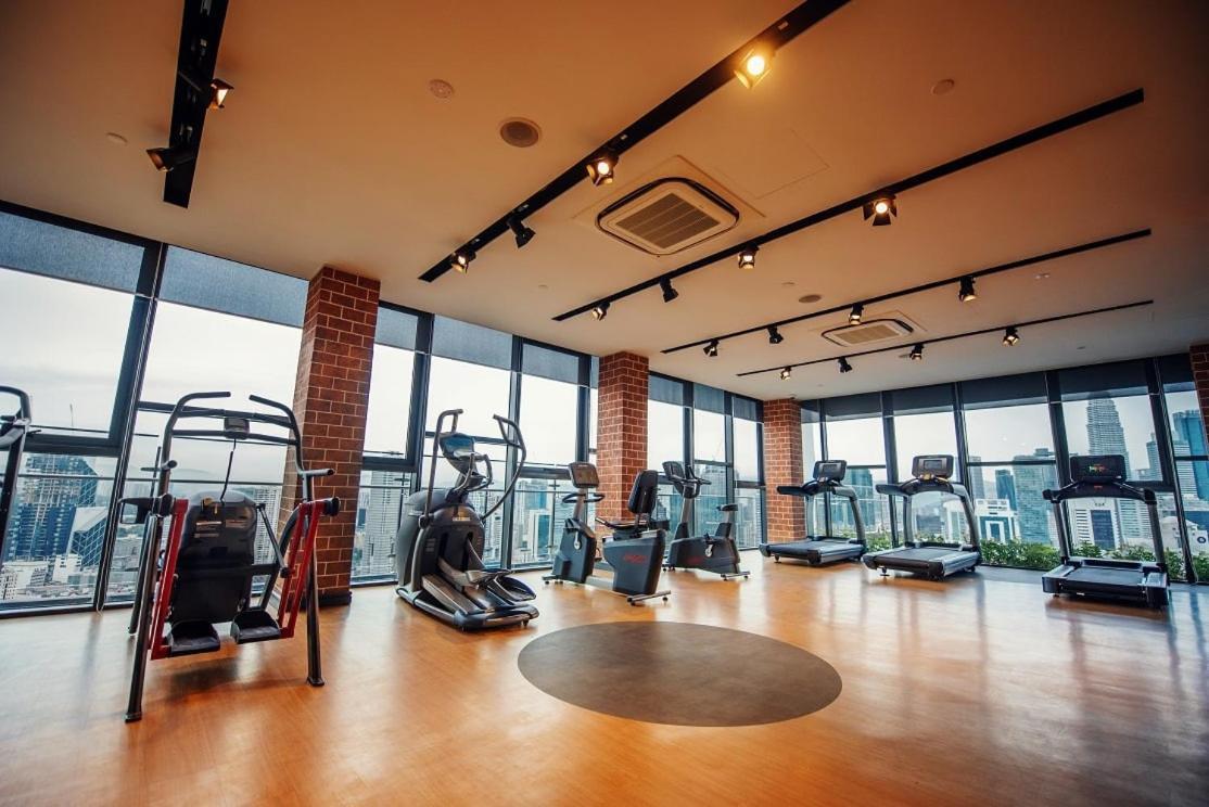 Ceylonz Starlight Suites Bukit Bintang 吉隆坡 外观 照片 The gym at the 10th floor